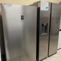 Frigidaire Convertible Upright Freezer/Refrigerator 7-cu ft Upright Freezer 