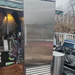 TrueTemp Refrigerator/ Freezer