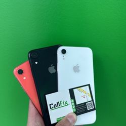 iphone XR 64GB Unlocked 