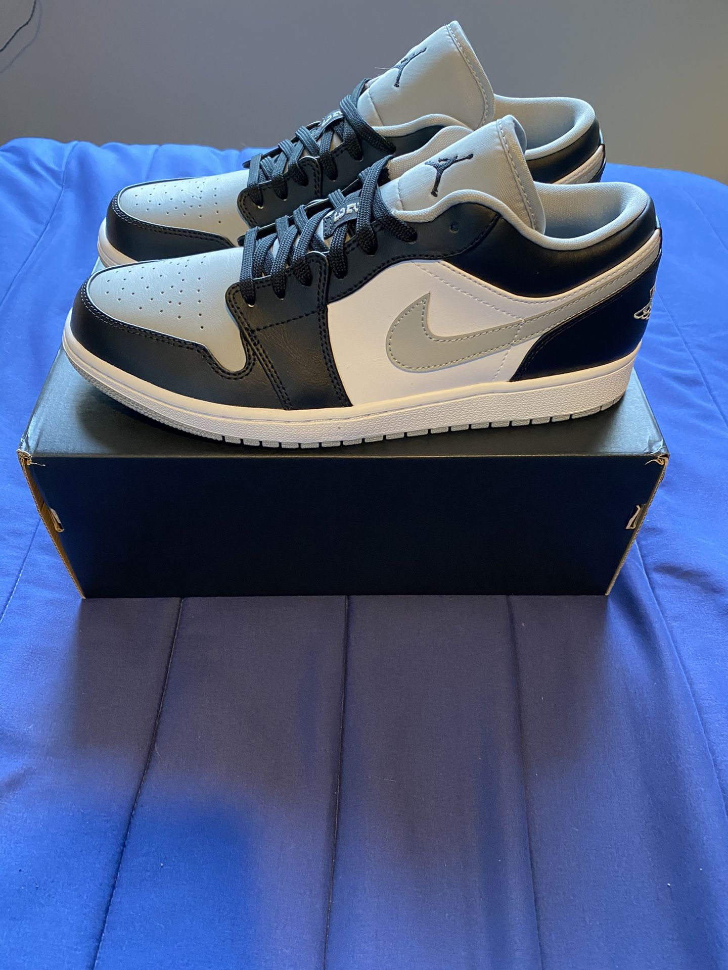 Jordan 1 low smoke grey