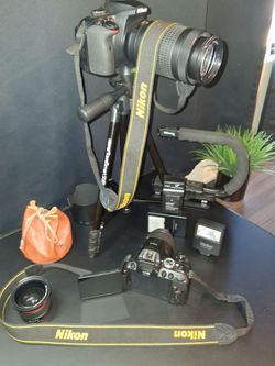Nikon DSLR Camera Bundle with Accessories