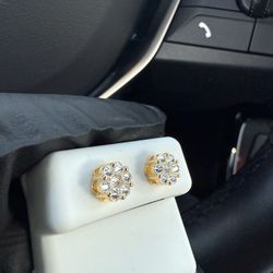7mm Moissanite Earrings 