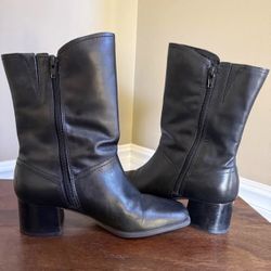 Easy Spirit Women’s Heeled Leather Boots - Size 7