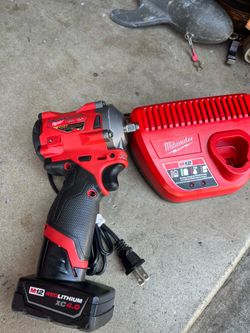 Milwaukee m12 impact