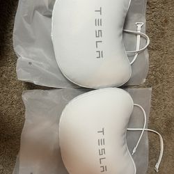 Tesla Headrests Pillow 