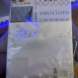 3 Spring splendor tablecloths