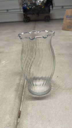 Clear Glass Vase with Ruffled Rim