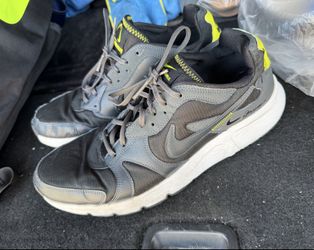 Nike Atsuma Size 12