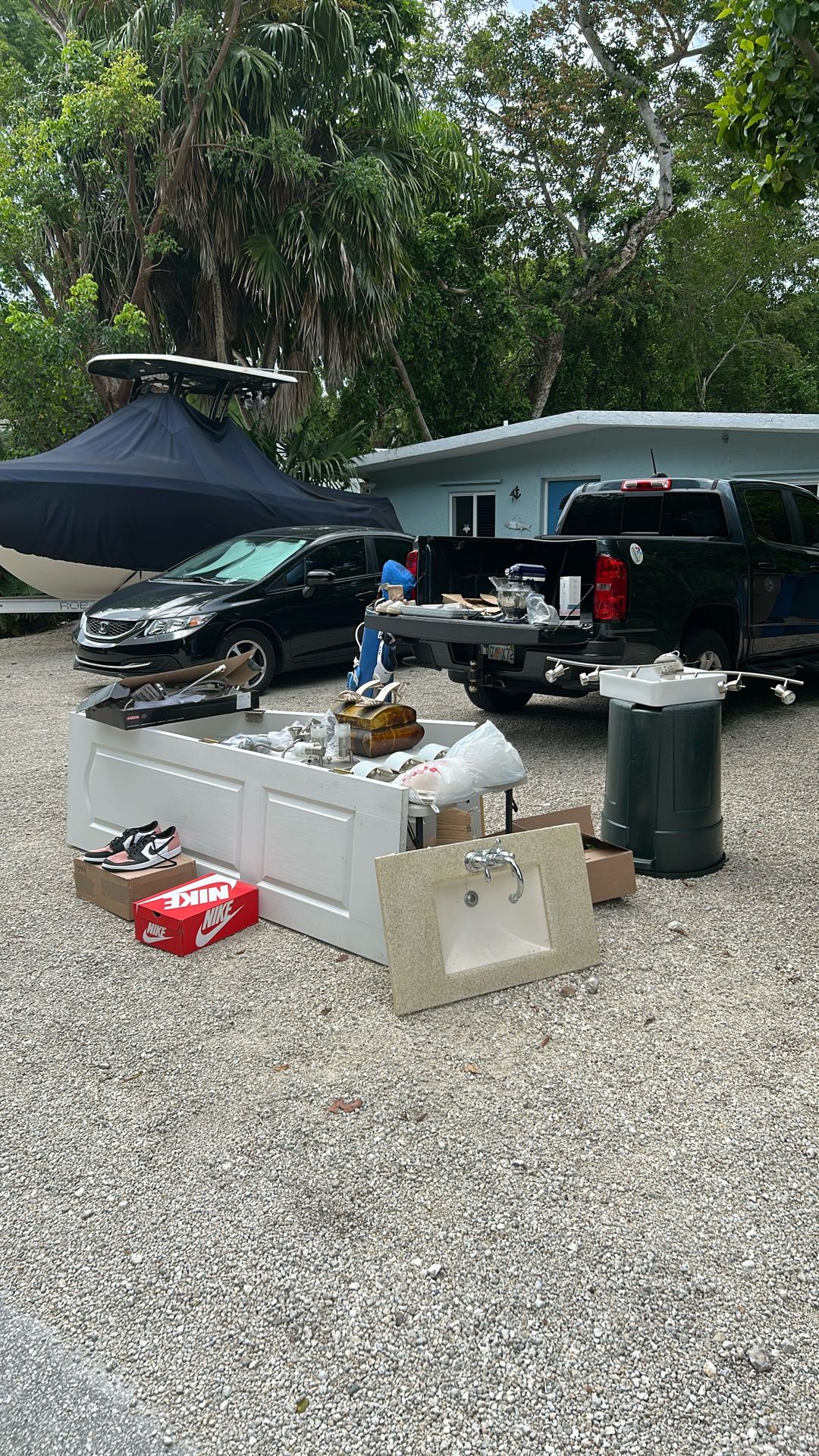 Garage Sale Keylargo