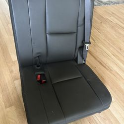 Hummer H2, Third Row Seat 