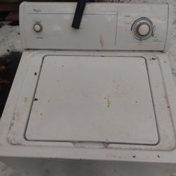 Very Nice Whirlpool Washer Heavy Duty. Just A Little Dirty But Works Perfectly! 125$