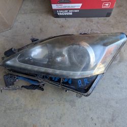 Lexus Is250 Is350 Front Left Side Headlight Damaged OEM Parts 