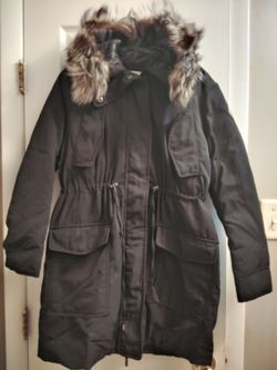 Women’s Black Winter Coat / Parka with Fur Trim Hood (Medium)