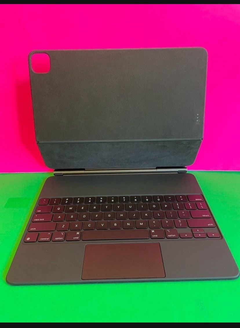 Apple Magic Keyboard Case ($159) for Apple IPad Pro 11”  1st / 2nd / 3rd / 4th & Air 4th / 5th & Air 11” ( Apple 2nd Generation pencil $60) 