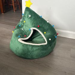 Christmas Cat Bed