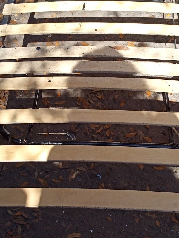 Twin Fram Fits Under Bed Hook Closed Need Mattress