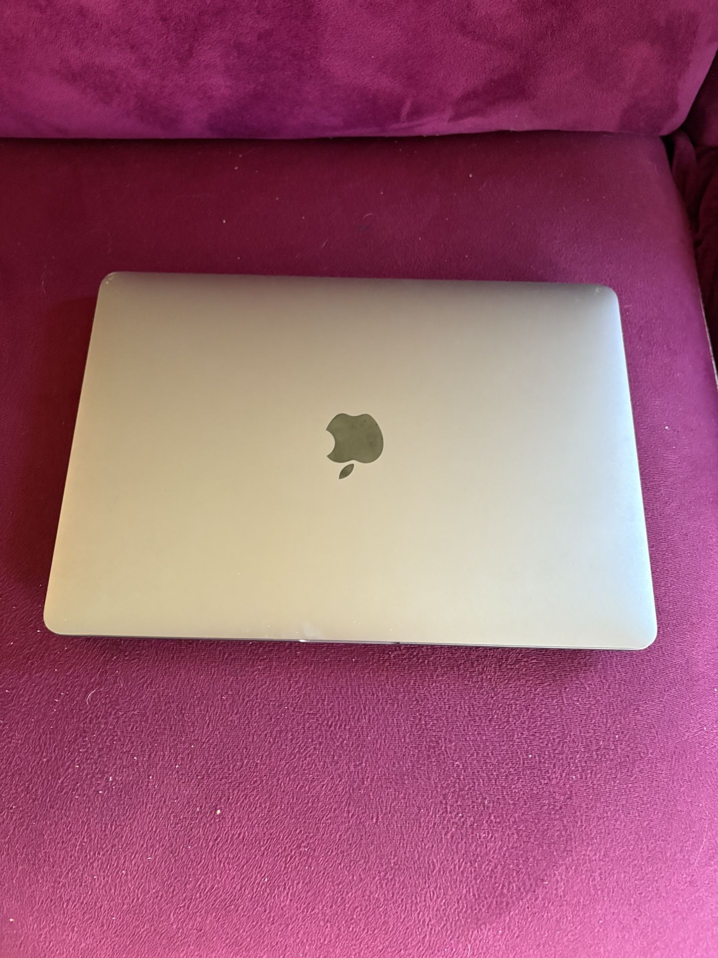 Apple Mac Book Pro
