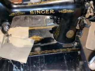 Singer Sewing Machine