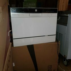 RCA Mini Dishwasher Brand New 