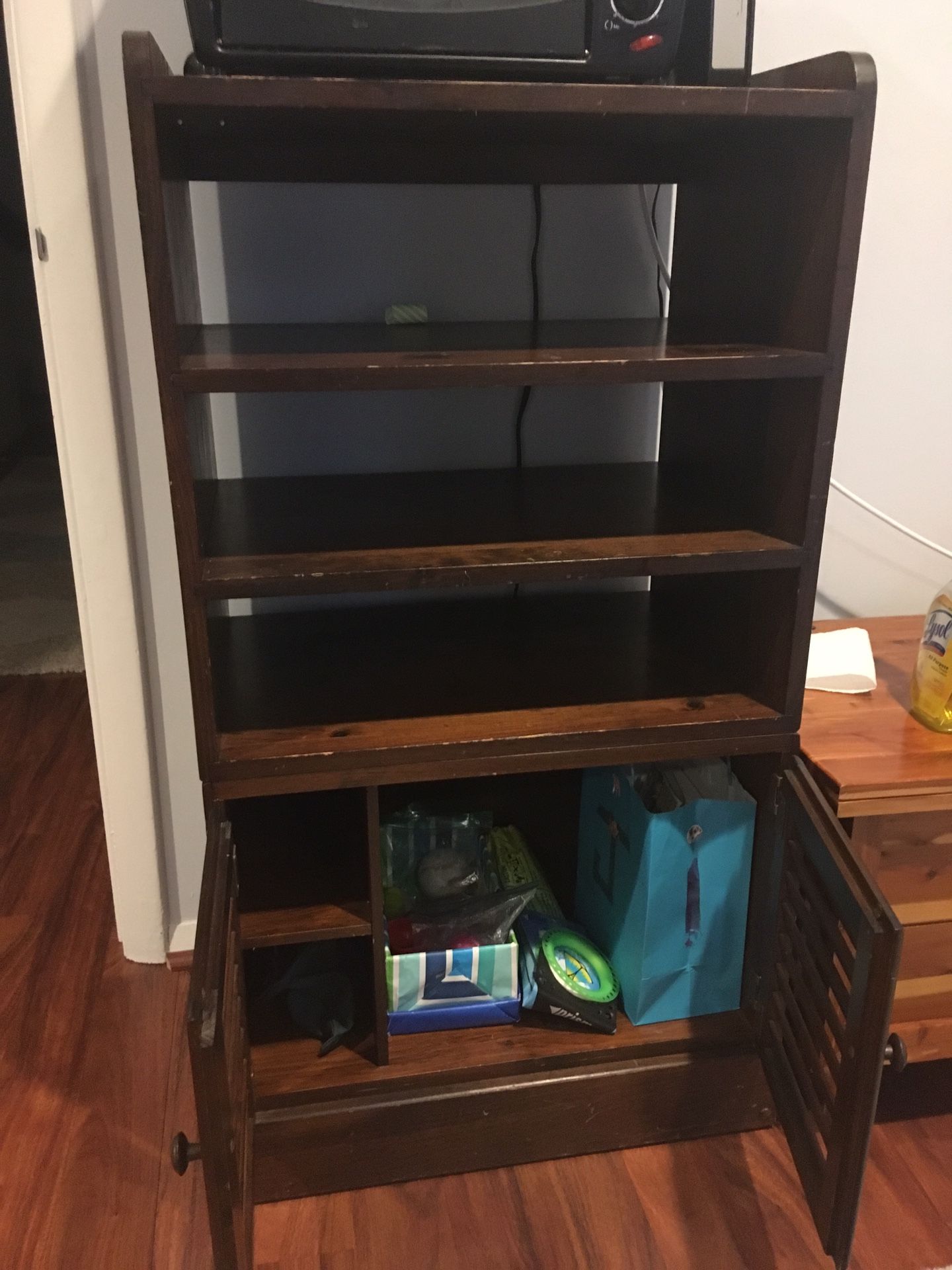 Wooden shelf bookcase with cabinet