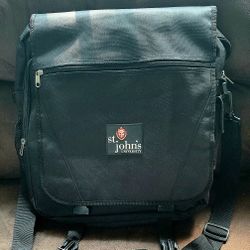 NEW ST. JOHN'S UNIVERSITY LAPTOP BAG FITS 14X12 . MANY COMPARTMENTS 