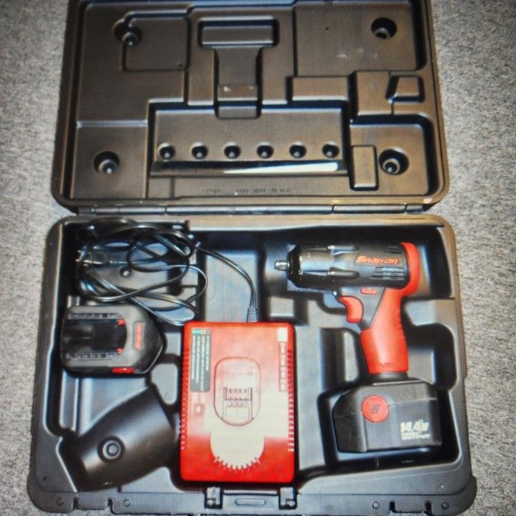 Snap On CT4410A 3/8 Cordless Impact