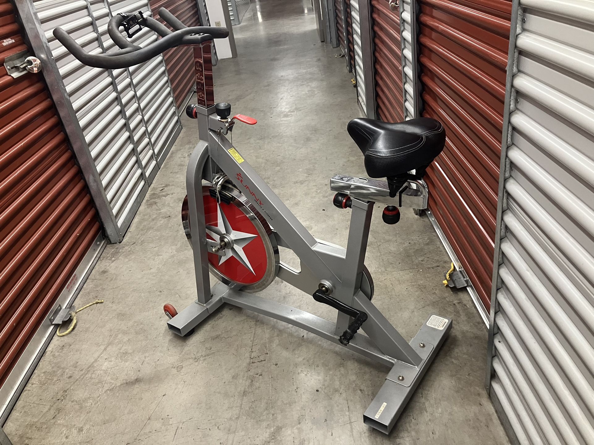 Sunny Health & Fitness Stationary Bike Cycling Exercise Cycle Trainer