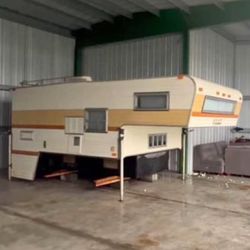 1978 Western Wilderness Camper