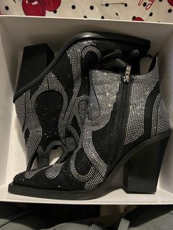 Women’s boots