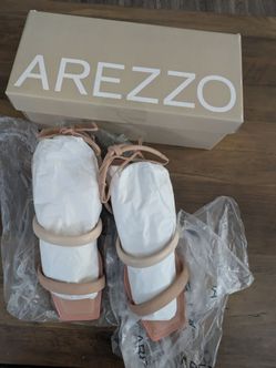Arezzo Strappy Flat Sandals Brand New size 8