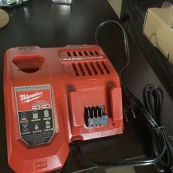 Like New Rapid Milwaukee M18 Charger 