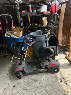 Mobility scooter