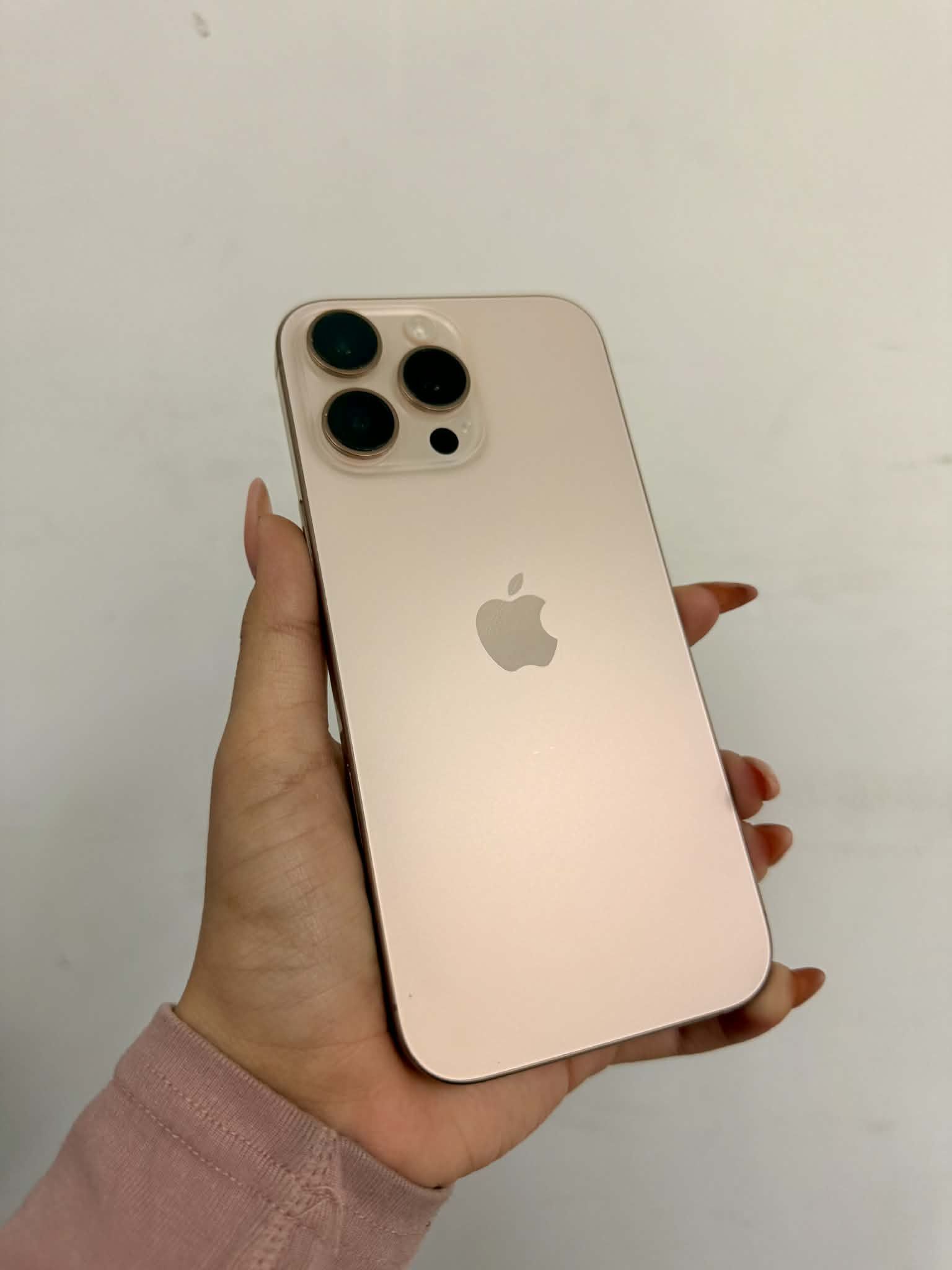 iPhone 16 PRO MAX 256GB UNLOCKED ✔️