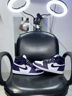 Jordan 1 Retro High Court Purple White No box/ Worn Sizel 10.0M