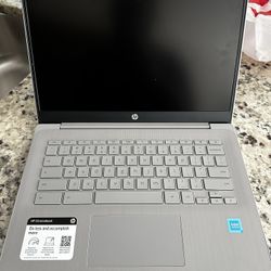 Month Old HP Laptop $125