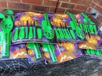Halloween DECOR - Pumpkin Carving KITS
