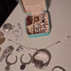 Mini Jewelry Box (JEWELRY INCLUDED!!)