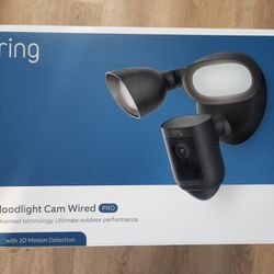 Floodlight Cam Wired Pro                                                                                           Precio Fijo No Negociable 