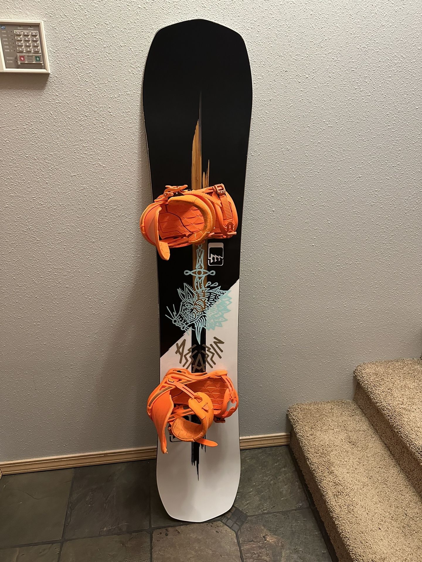 2019 Salomon Assassin W/ Large District Bindings