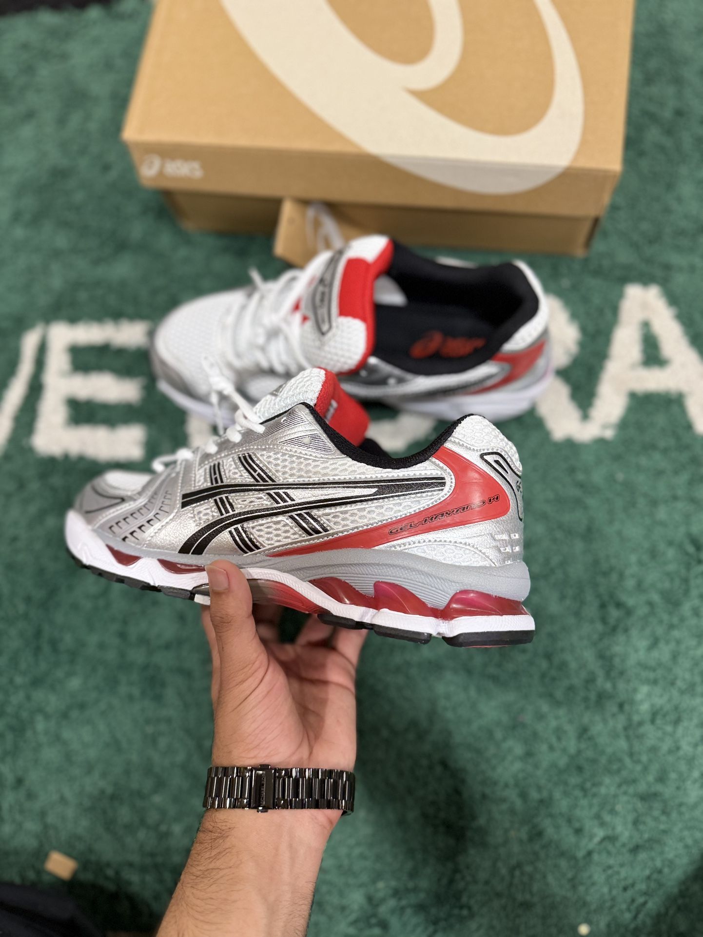 Asics Sneakers