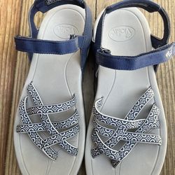 VIAKIX WOMENS SPORTS WALKING SANDALS size 10