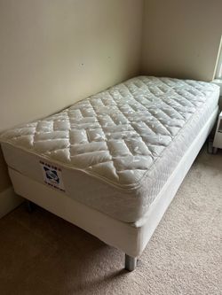 Twin Ikea Sultan Slatted Mattress Base w/ Legs