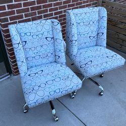 2 Office Chairs 50$ Each