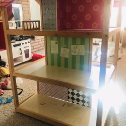 Huge Doll House 