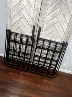 Queen Black Metal Folding Bed Frame