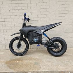 Warrantied NEW PRO BUILT 72v Modded Razor Custom- Professional Build Brand NEW