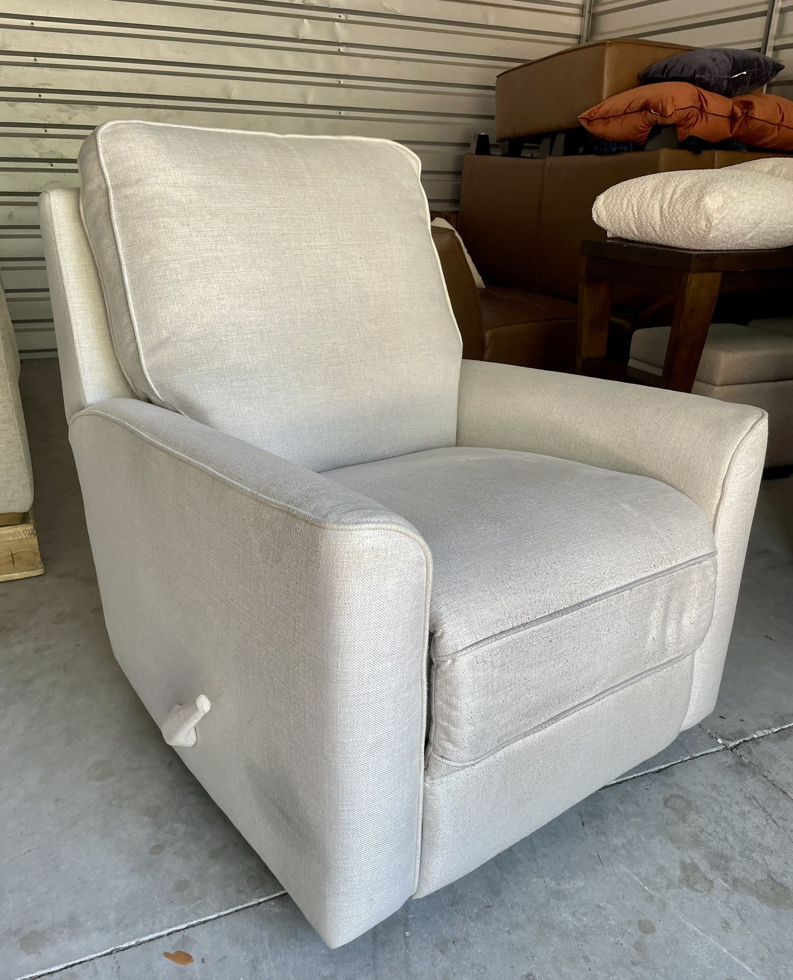 🏷WAREHOUSE CLEARANCE | True Innovations Paxley Fabric Swivel Glider Recliner 💥