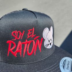 MESH BLACK "SOY EL RATON" YUPOONG HAT 