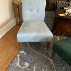 Accent chairs