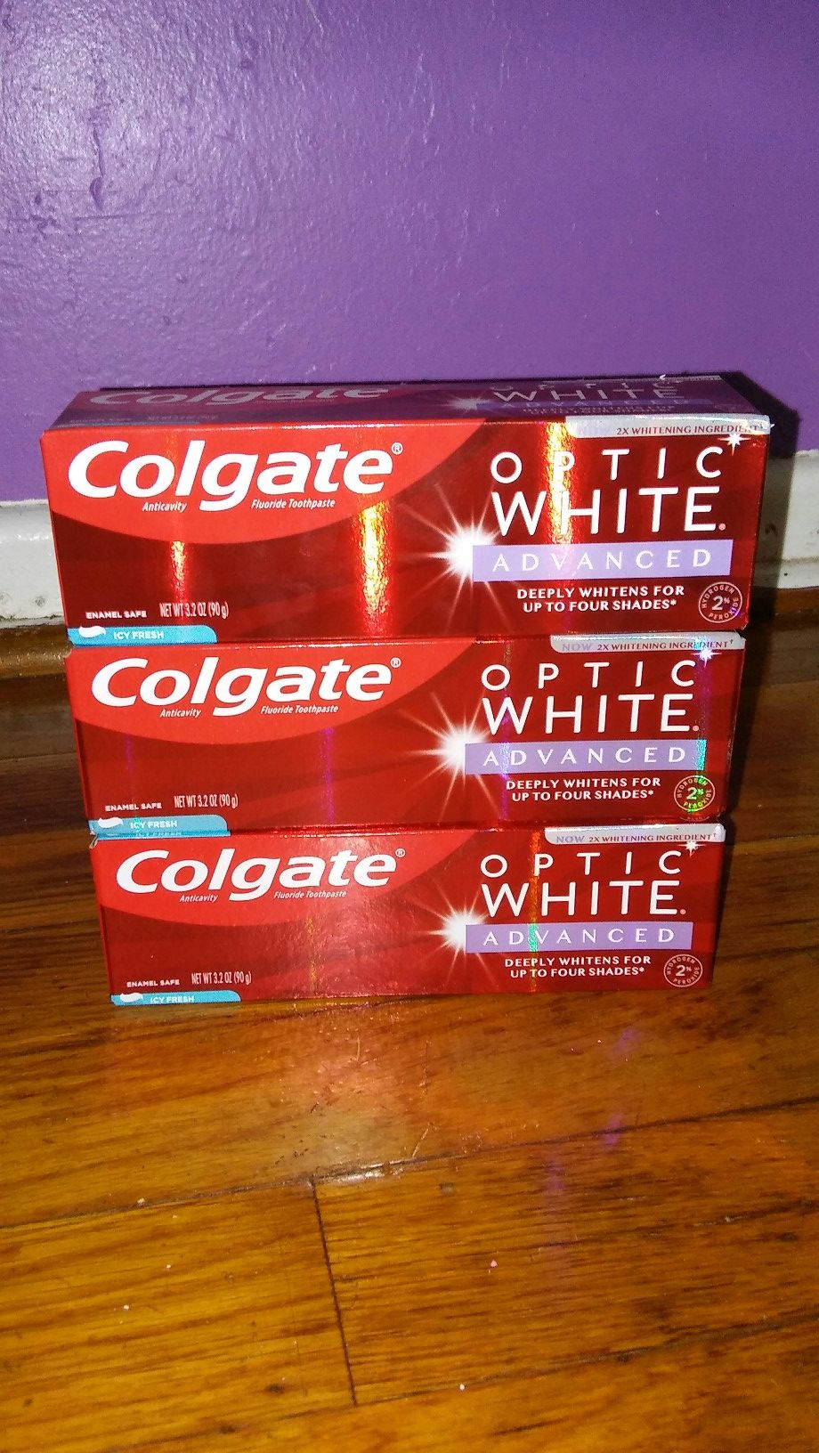 3 Colgate toothpaste optic white Advance